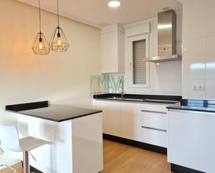 Kitchen of Flat to rent in Ourense Capital   with Heating