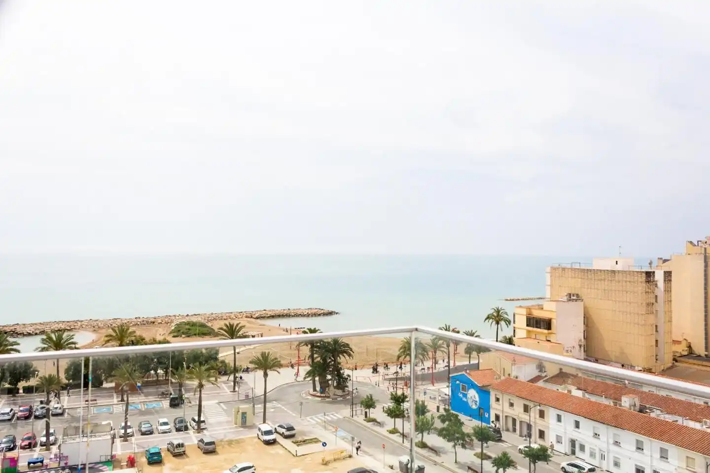 Vista exterior de Pis en venda en Vinaròs amb Piscina comunitària