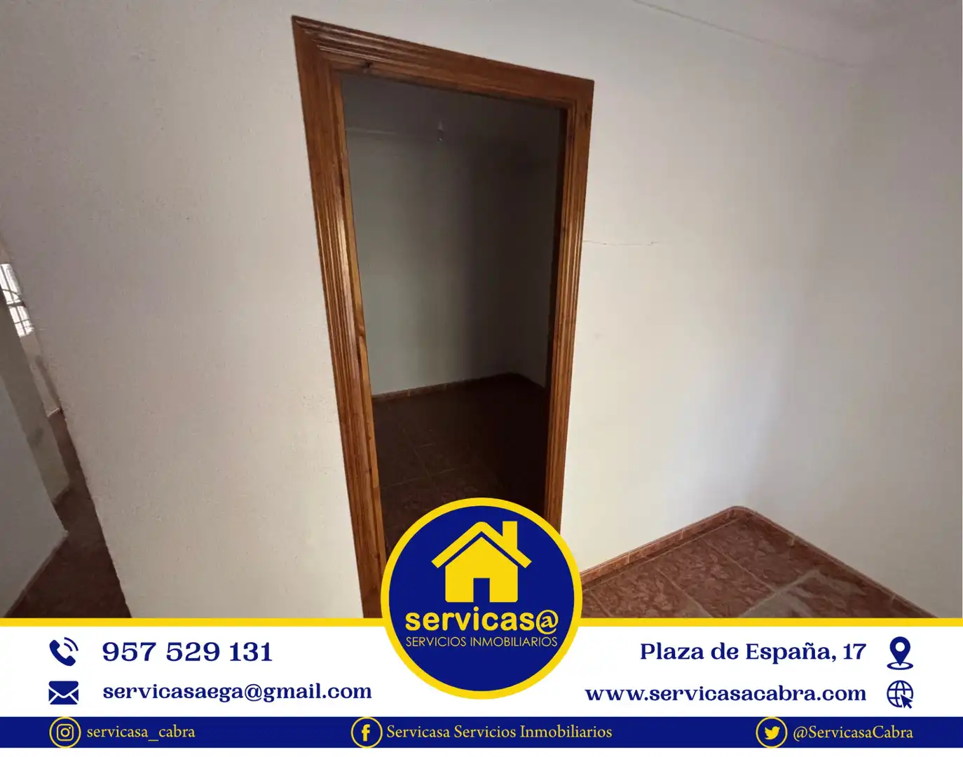 Parking de Dúplex en venta en Cabra con Terraza