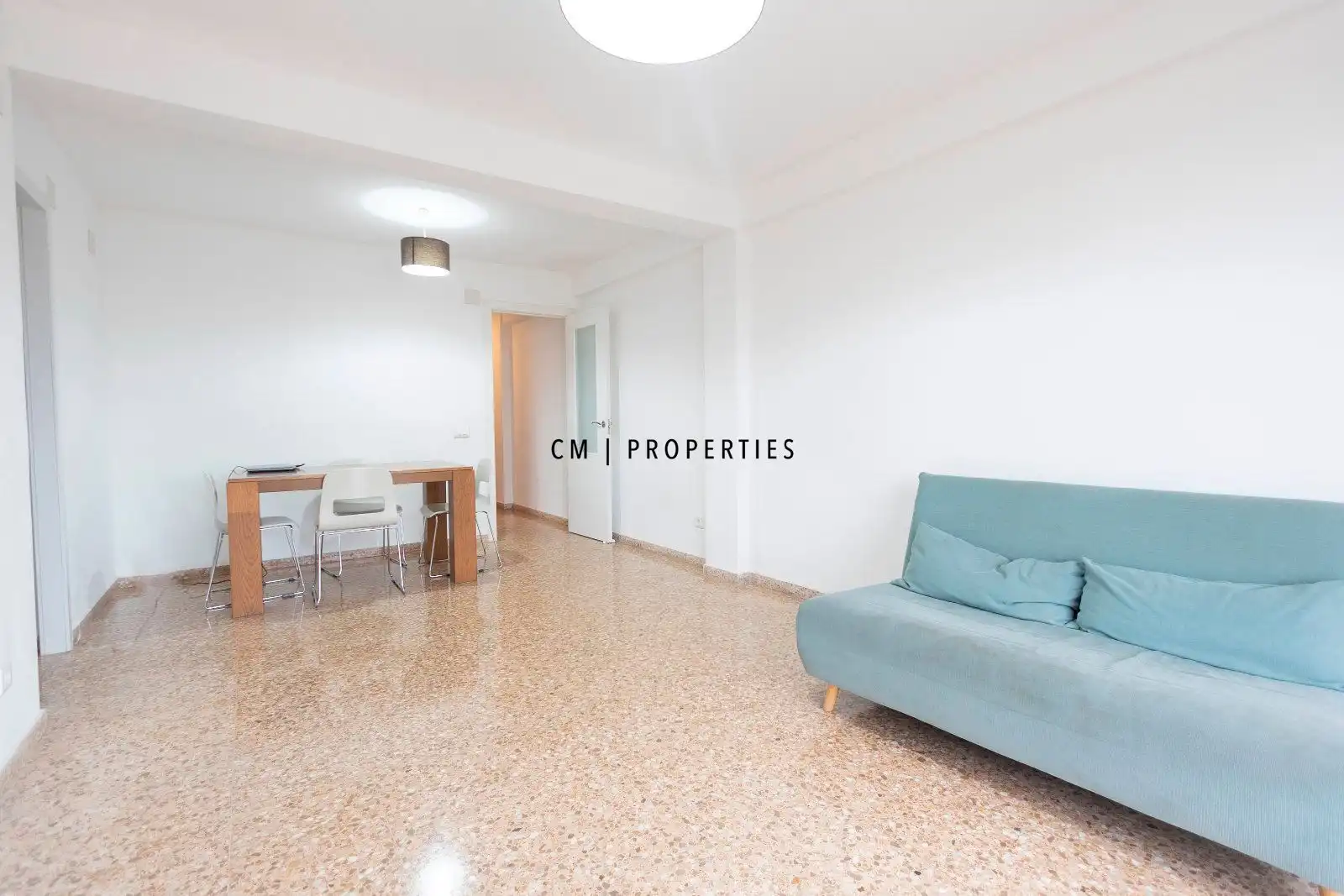 Flat for rent in carretera Malilla, Malilla