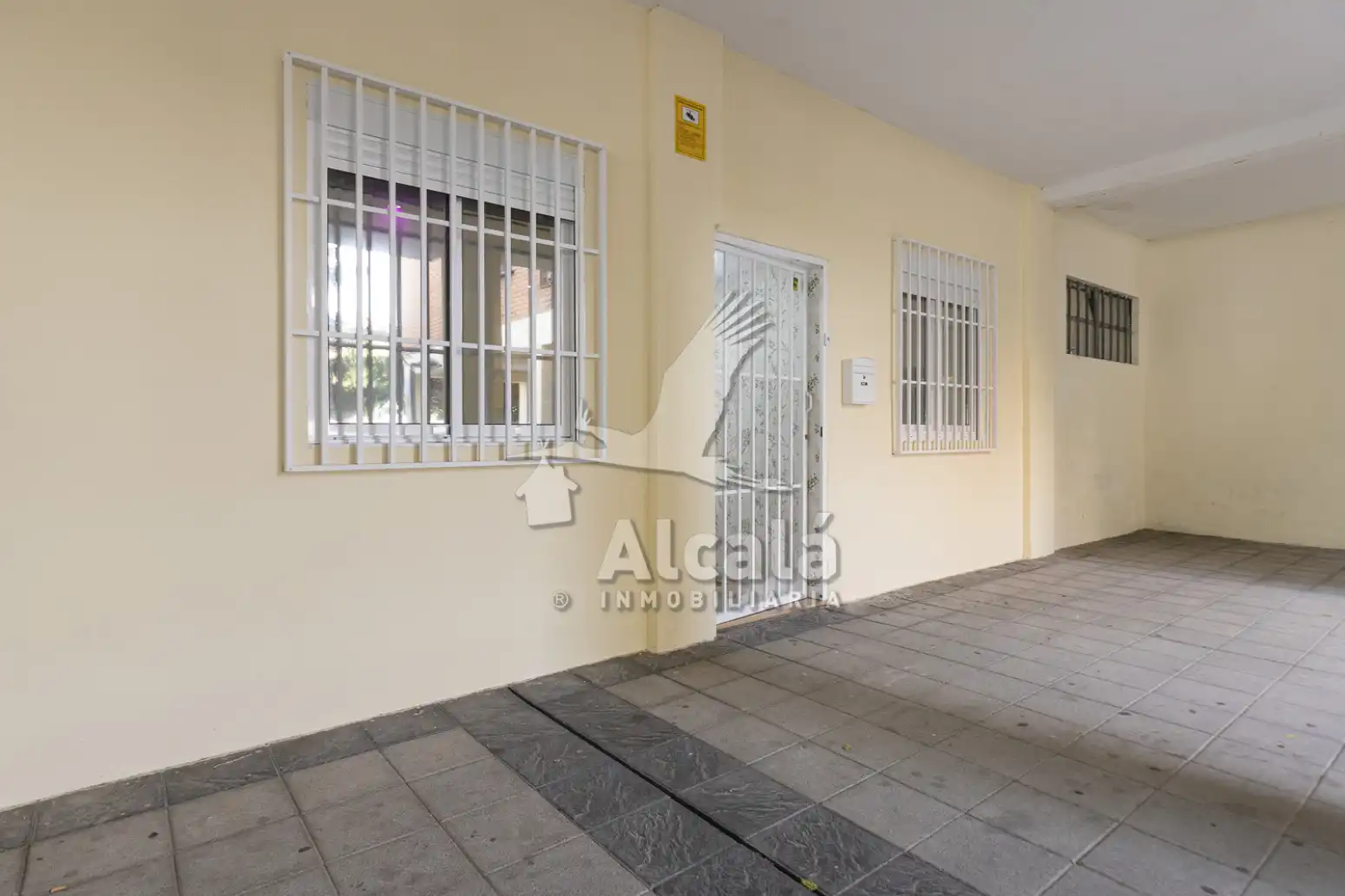 Vista exterior de Piso en venta en Azuqueca de Henares con Aire acondicionado, Jardín privado y Domótica