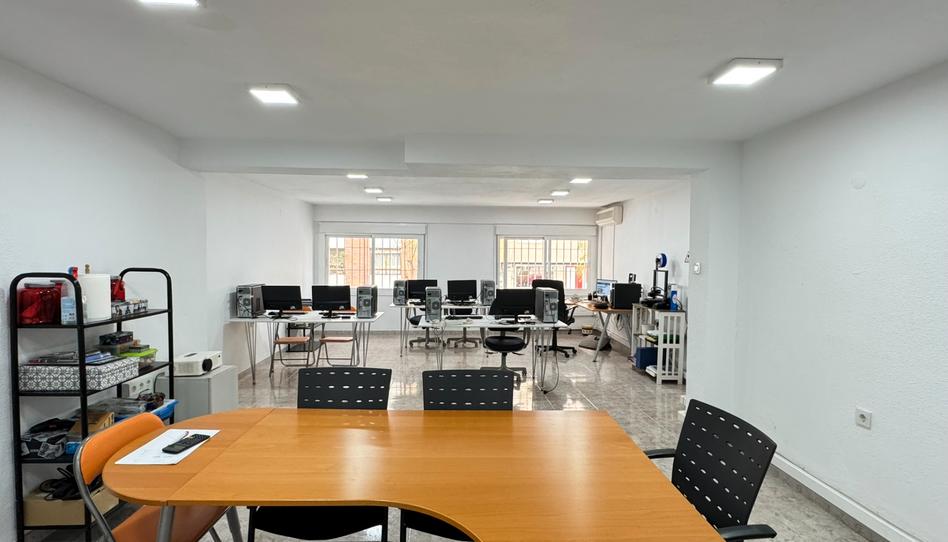 Foto 1 de Oficina en venda a Calle Maestro Padilla, Oliveros - Altamira, Almería