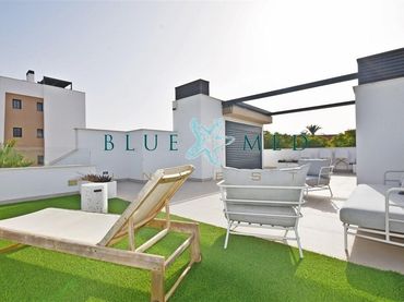 Apartament amb piscina en venda a Bulevar CENTRAL DE LAS CAÑADAS