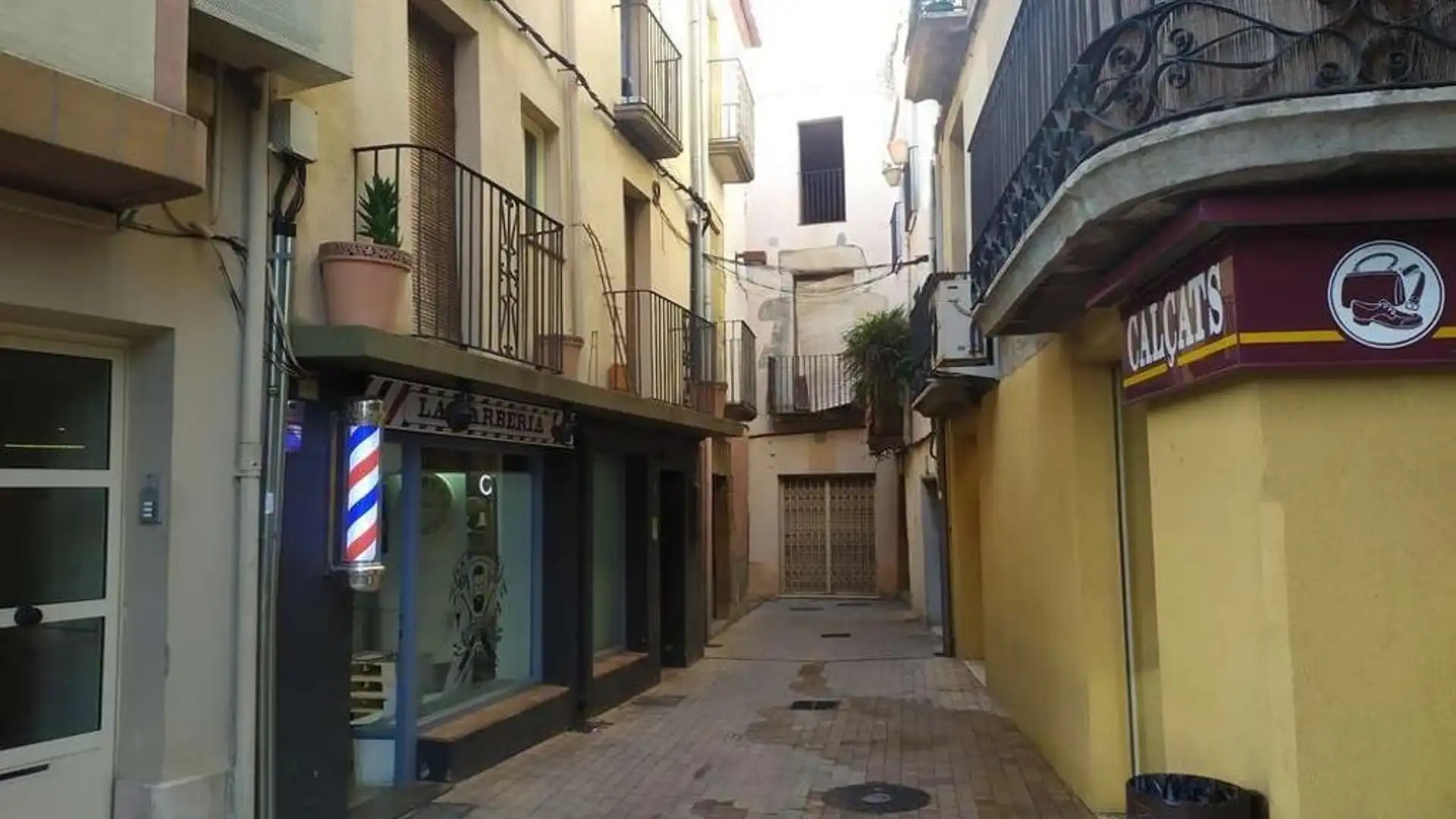 Vista exterior de Piso en venta en La Bisbal d'Empordà