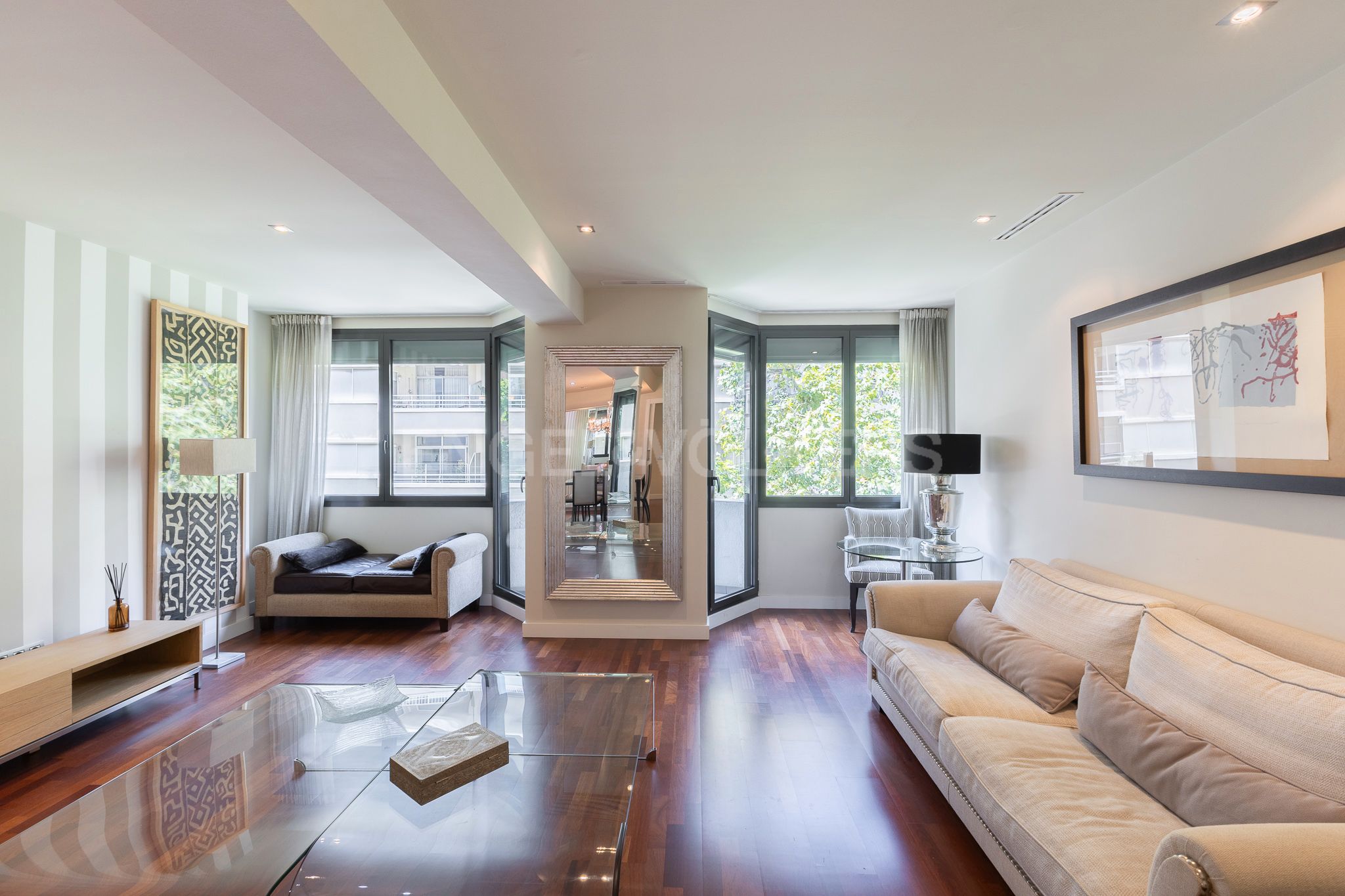 Sala d'estar de Apartament en venda en  Barcelona Capital amb Aire condicionat, Calefacció i Parquet