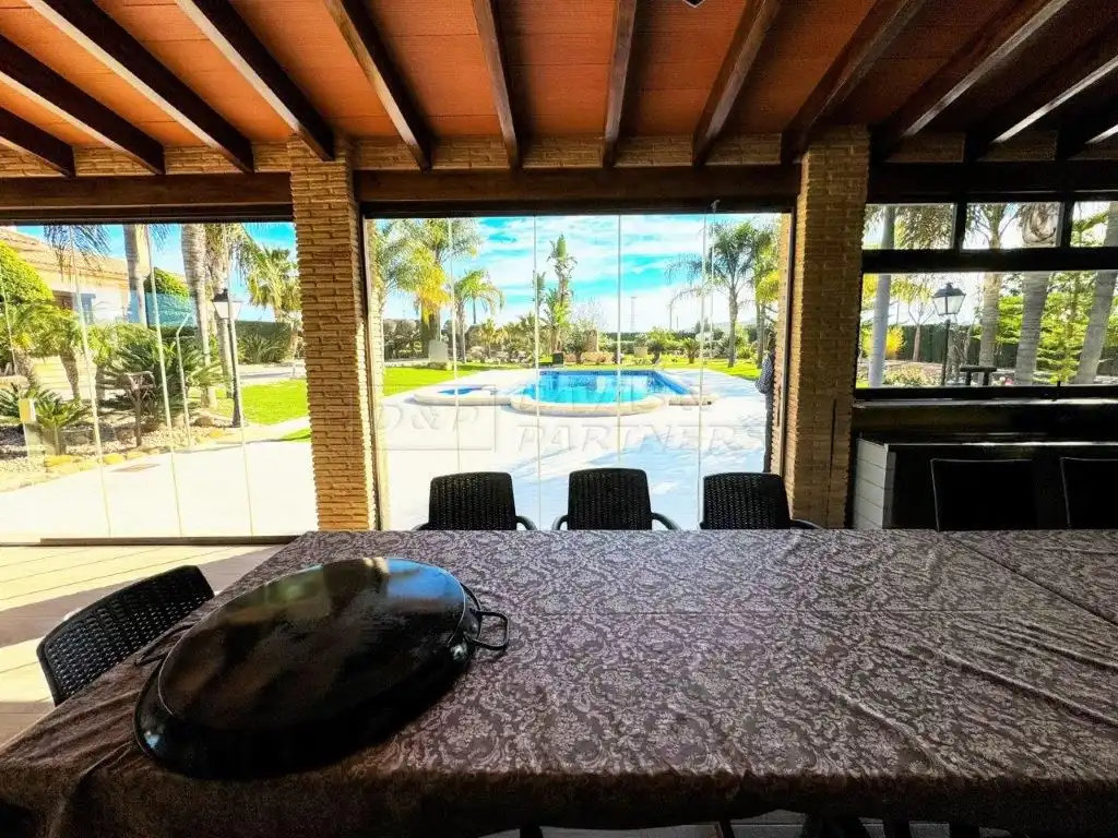 Terrassa de Casa o xalet en venda en Orihuela amb Aire condicionat, Jardí privat i Traster
