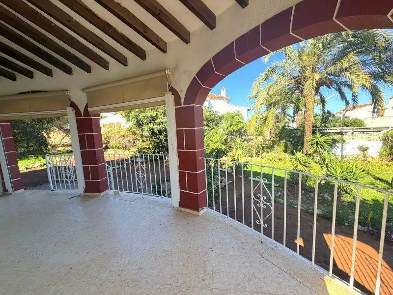 Terrasse von Haus oder Chalet zum Verkauf in Dénia mit Klimaanlage, Privatgarten und Terrasse