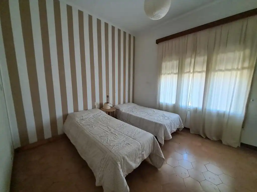 Habitación de Casa o chalet en venta en Alcañiz con Calefacción, Jardín privado y Amueblado