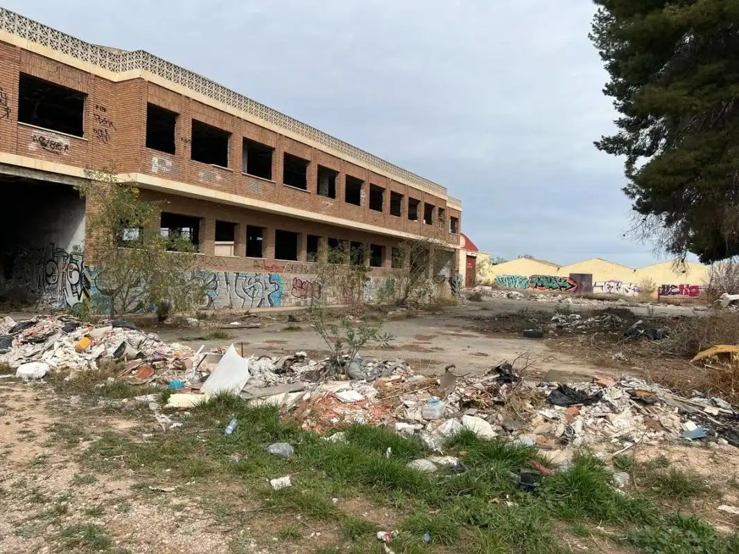 Industriegrundstück zum Verkauf in Diseminado Carretera Barqueros, imagen 2