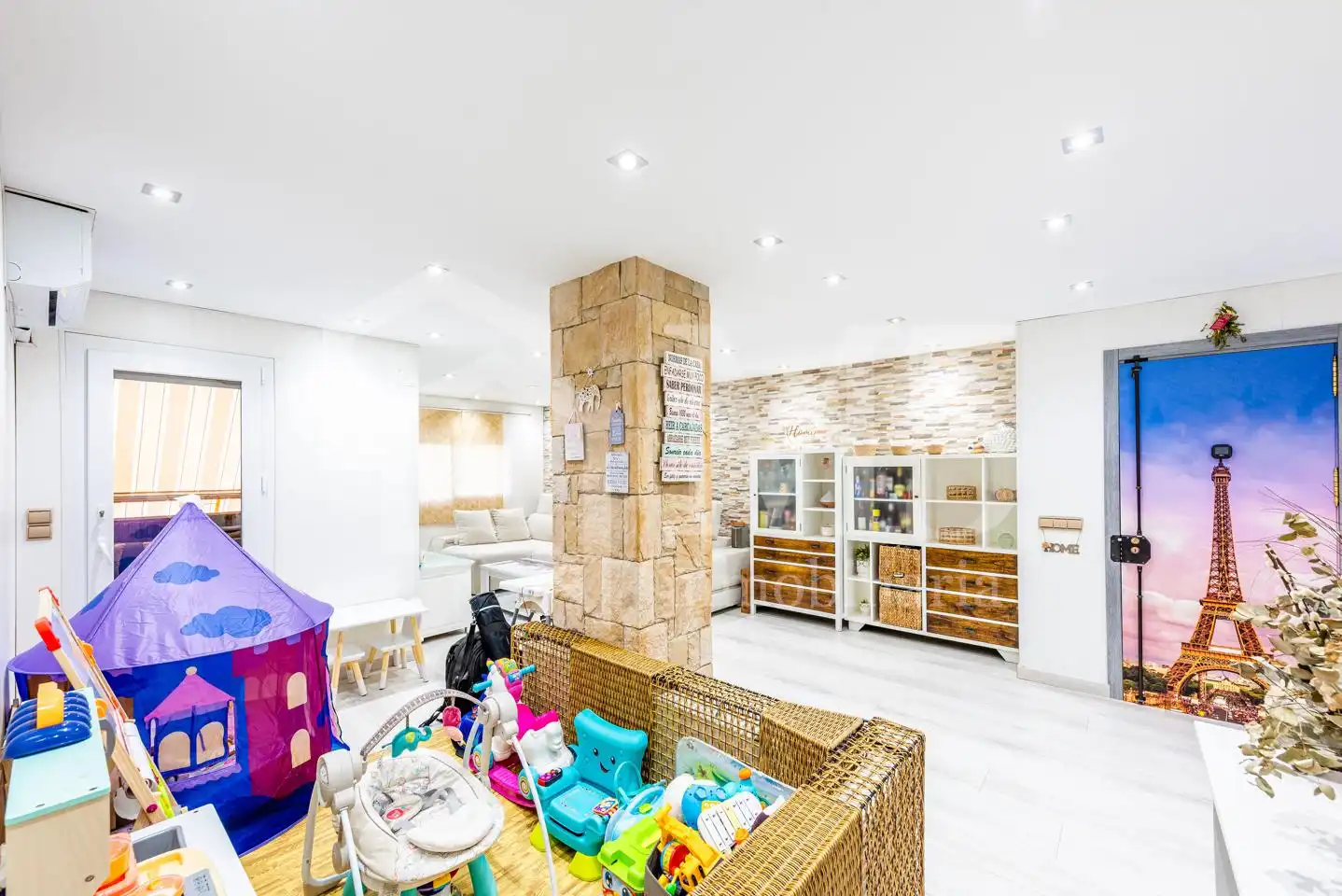 Flat for sale in Málaga  with Air Conditioner, Terrace and Storage room