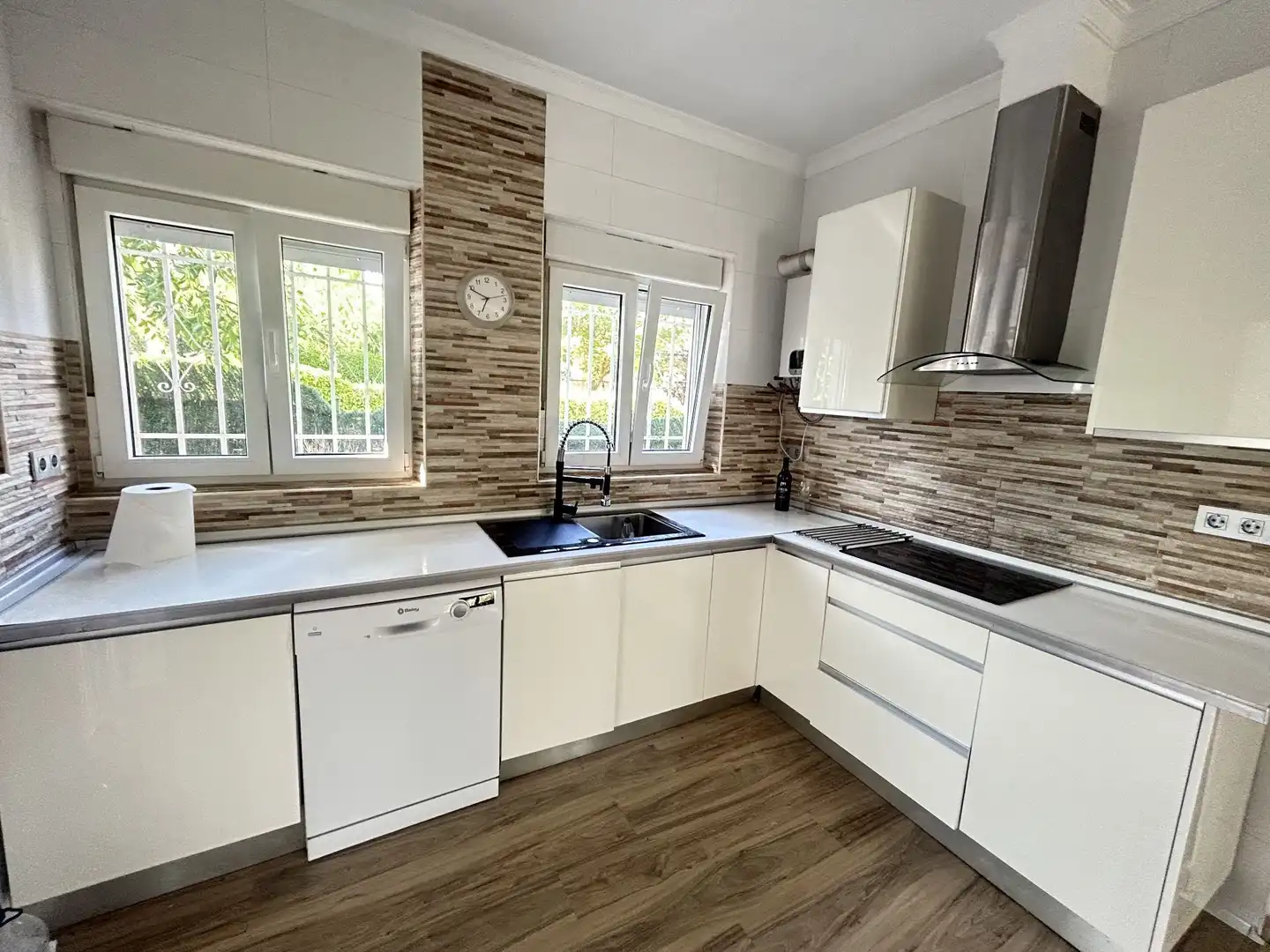 Cocina de Casa o chalet de alquiler en Tudela de Duero con Calefacción, Jardín privado y Amueblado