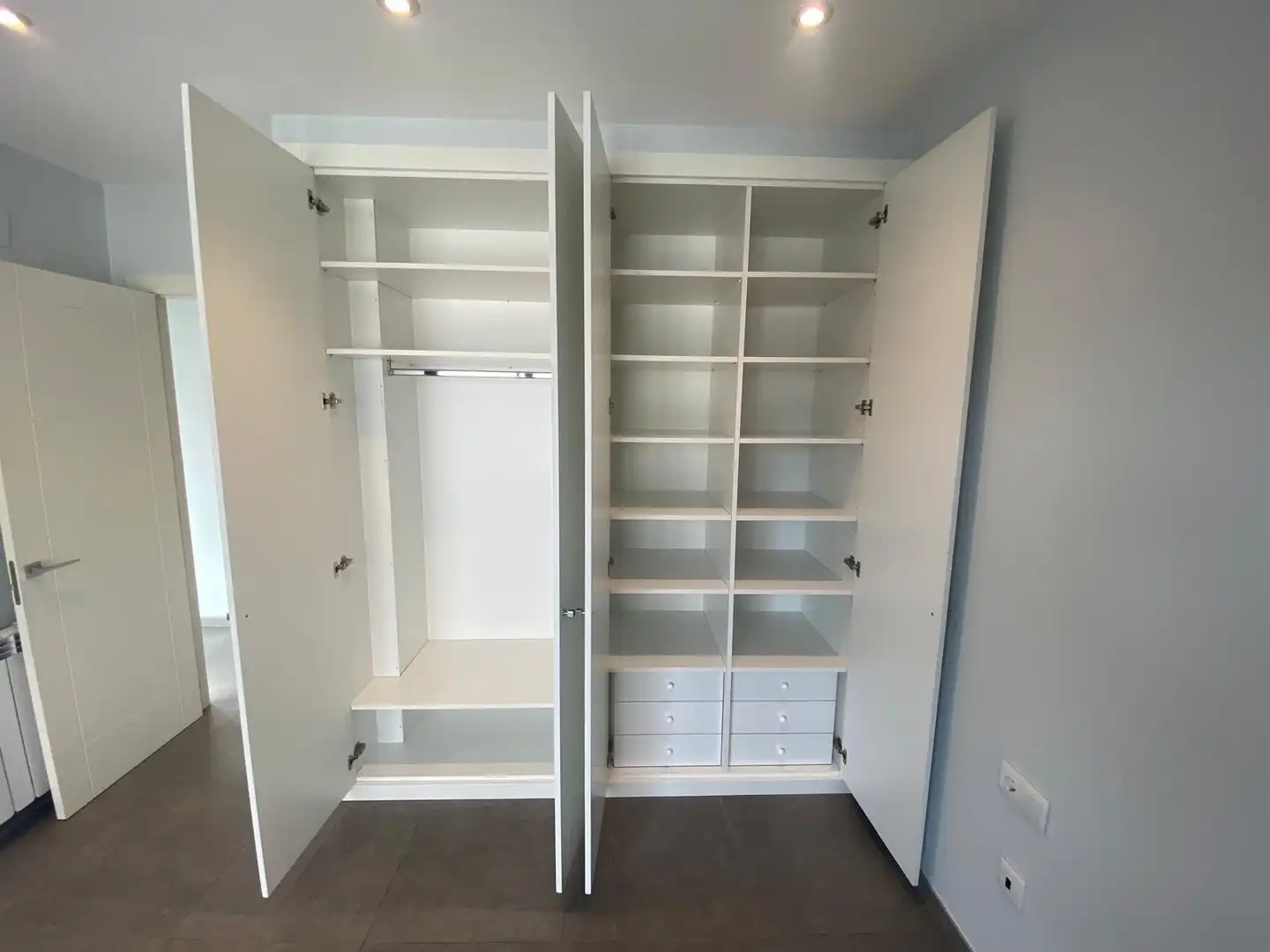 Habitación de Casa adosada en venta en Vic con Calefacción, Jardín privado y Terraza
