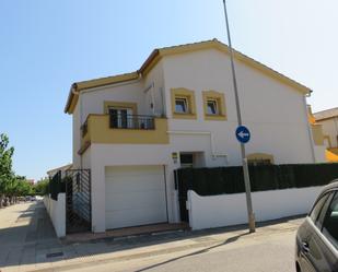 Exterior view of Single-family semi-detached for sale in L'Estartit  with Air Conditioner, Terrace and Balcony