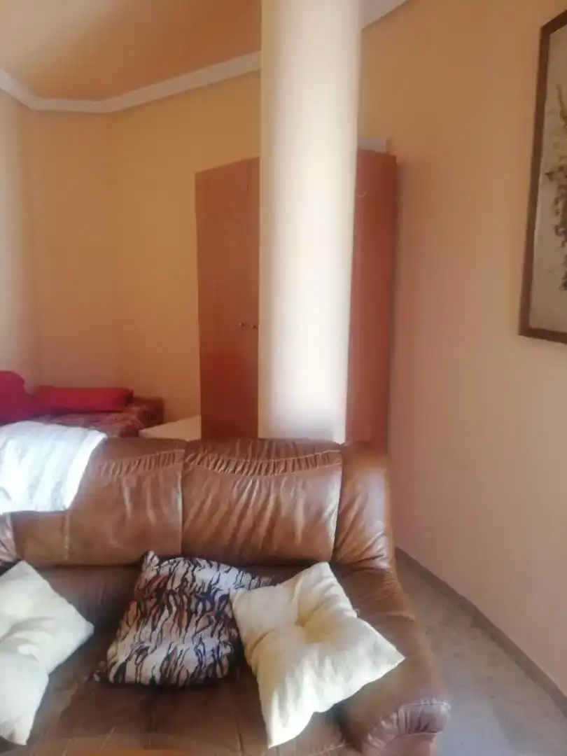 Sala d'estar de Estudi en venda en Ciudad Real Capital amb Aire condicionat i Balcó