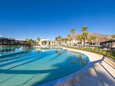 Penthouse mit Pool zum Verkauf in Altos de Estepona