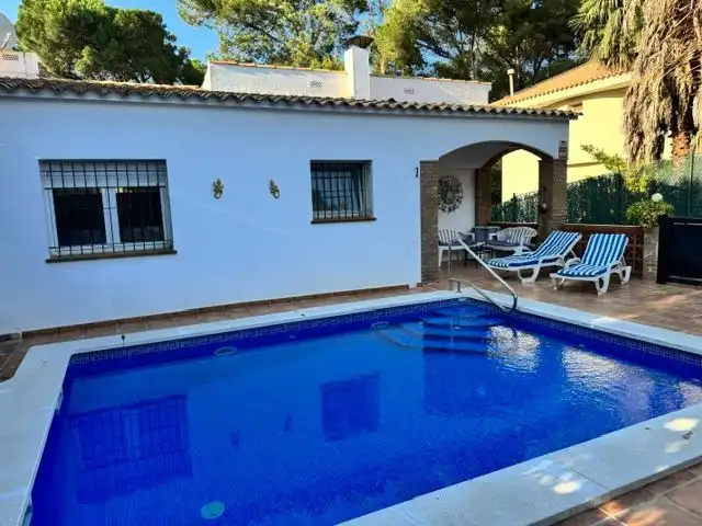 House with garden for sale in Platja de Pals