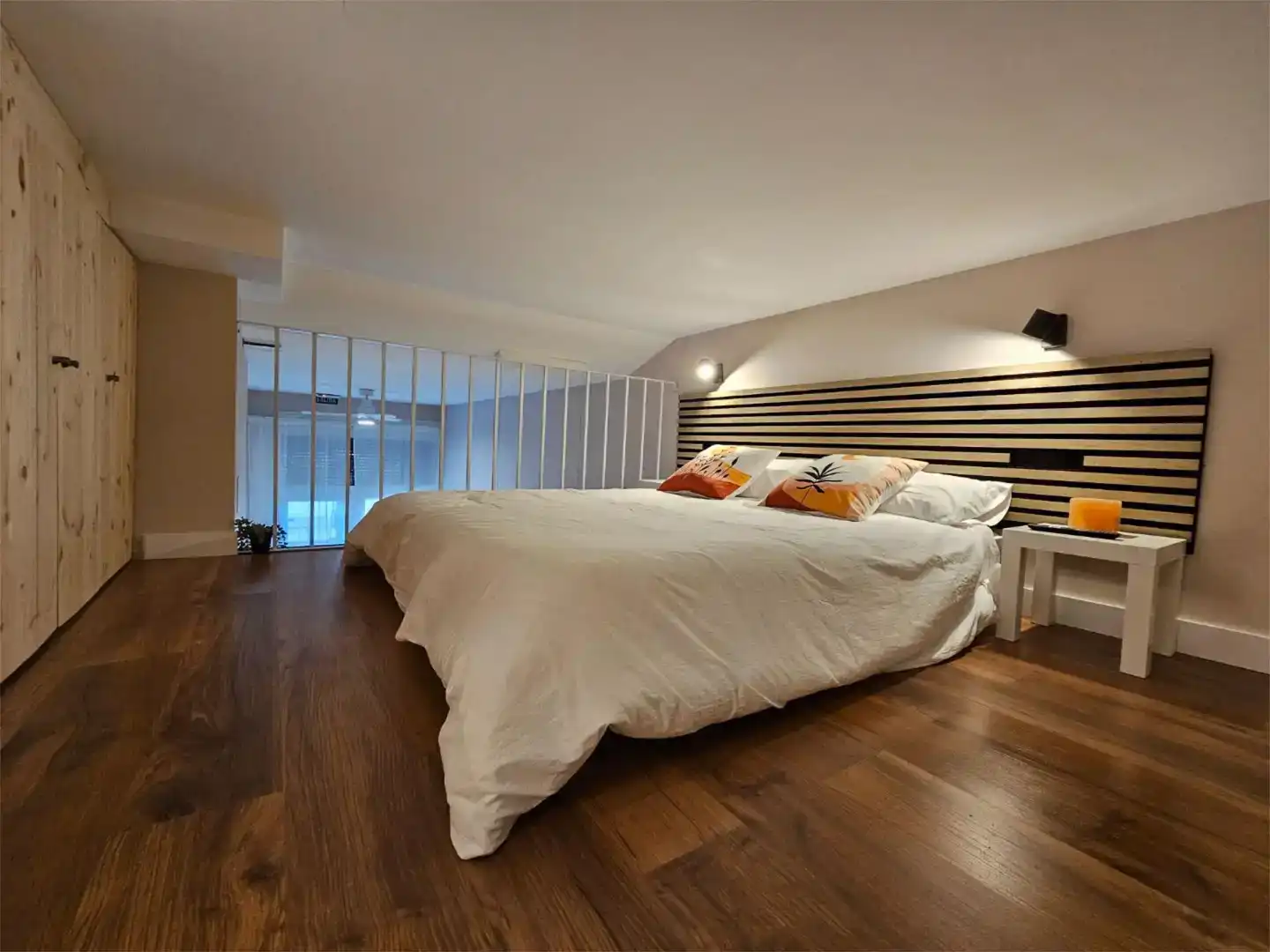 Dormitori de Loft de lloguer en  Pamplona / Iruña amb Aire condicionat i Moblat