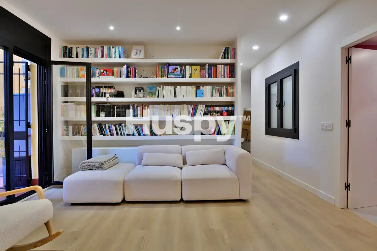 Piso con terraza en venta en Carrer de Nàpols, imagen 9
