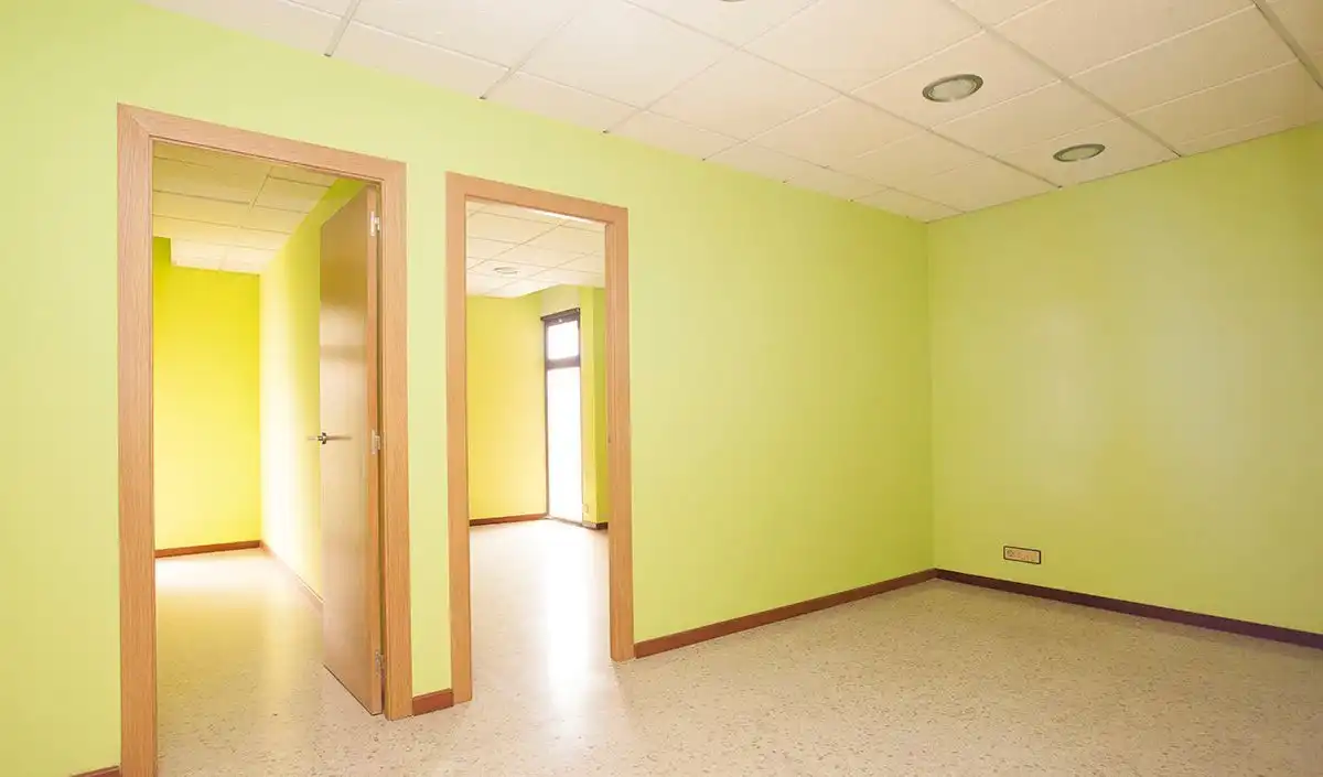Oficina de alquiler en Figueres
