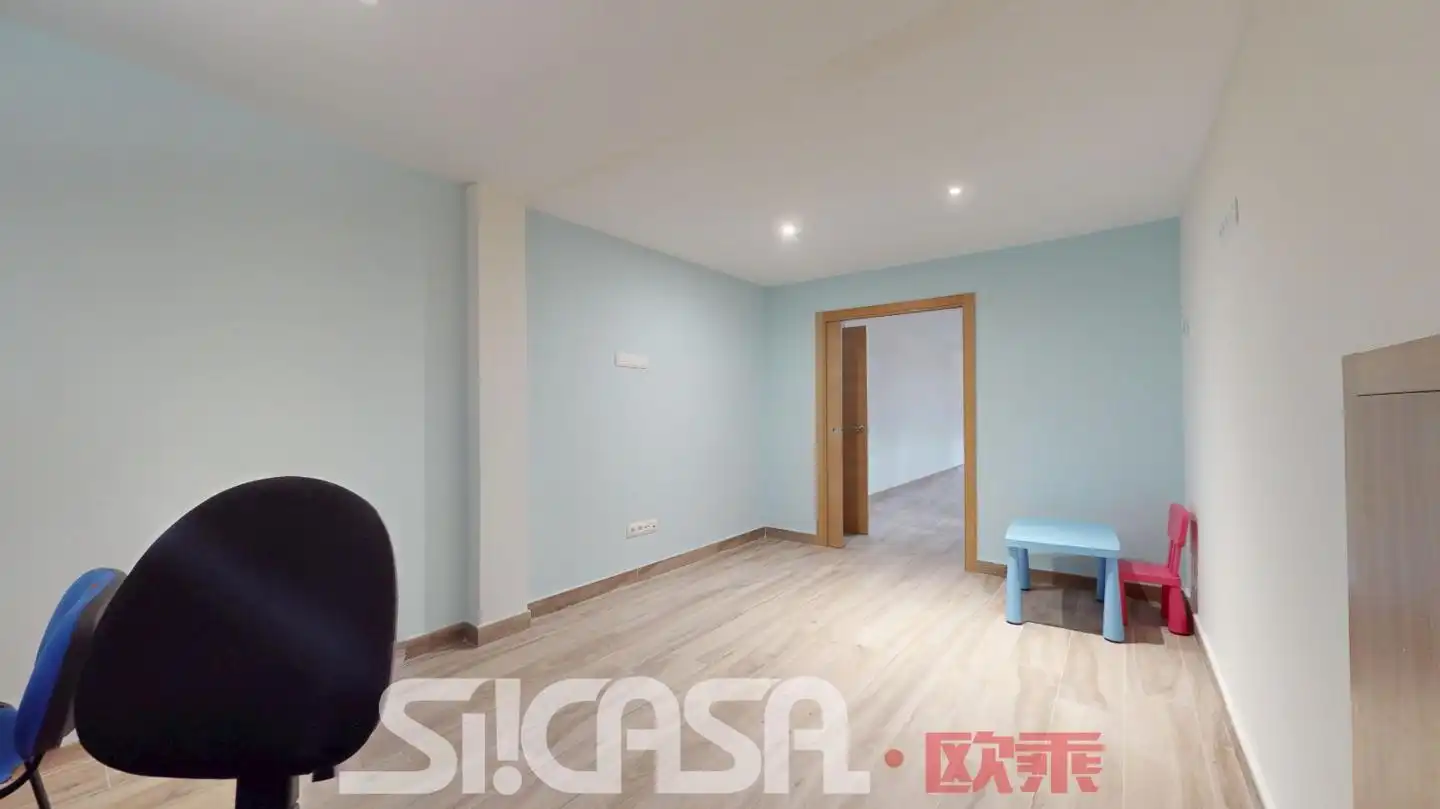 Semi-detached house with pool for sale in Parla Este, imagen 42