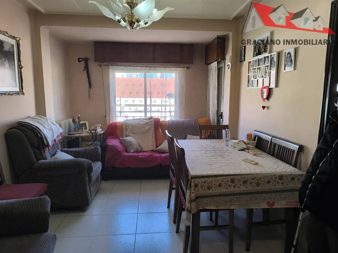 Sala de estar de Piso en venta en Albacete con Calefacción, Amueblado y Balcón