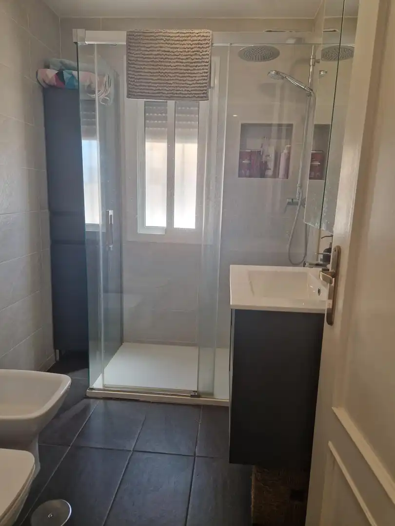Bathroom of Flat for sale in Puerto Real  with Air Conditioner, Heating and Community pool