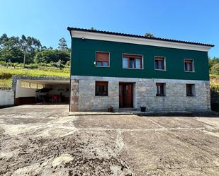 Vista exterior de Casa o xalet en venda en Oviedo  amb Terrassa