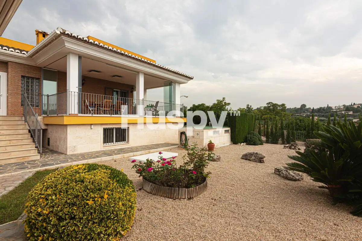 Casa amb terrassa en venda a Godelleta