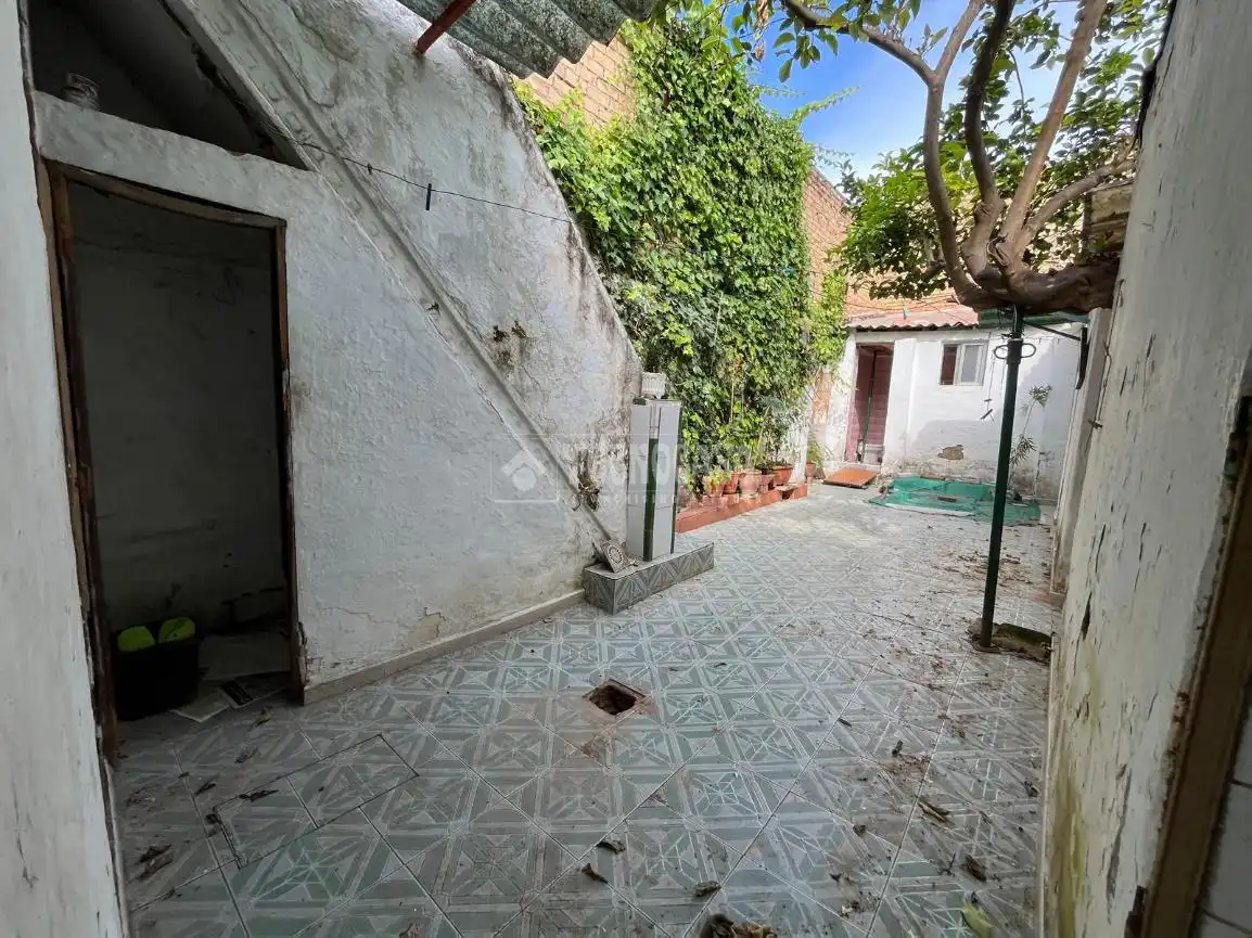 Casa adosada en venta en Dos Hermanas
