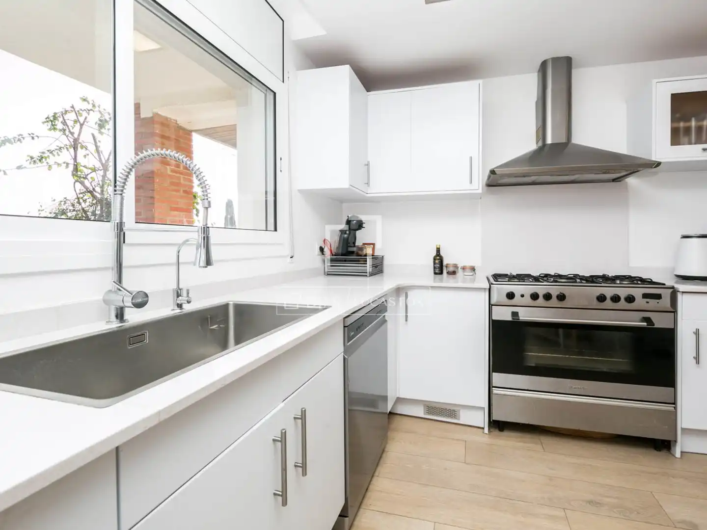 Kitchen of Houses for sale in Castelldefels  with Air Conditioner, Private garden and Terrace