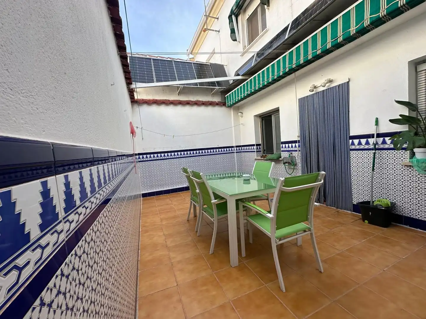 Casa amb jardí en venda a Calle las flores, imagen 4