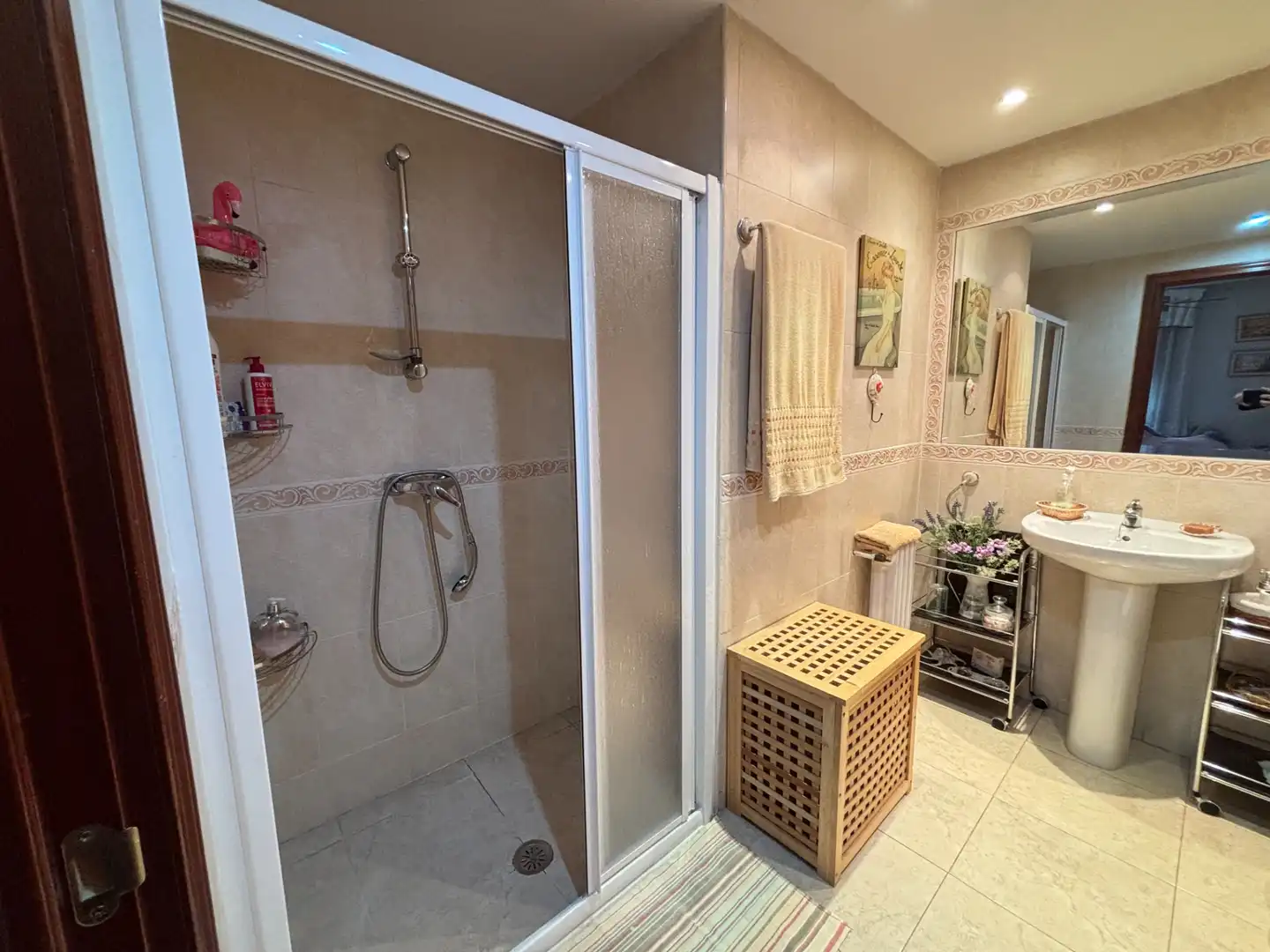Badezimmer von Wohnung zum Verkauf in Madrid mit Heizung, Privatgarten und Terrasse