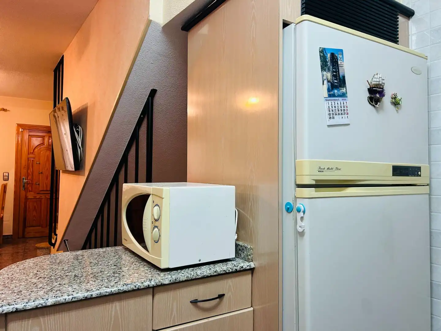 Cuina de Casa o xalet en venda en Los Alcázares amb Aire condicionat, Terrassa i Moblat