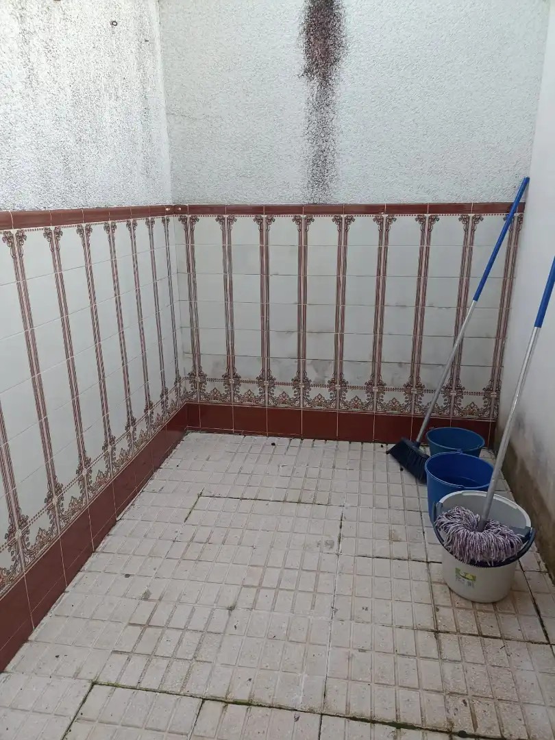 Bany de Casa adosada en venda en Guadalcázar amb Aire condicionat, Jardí privat i Traster