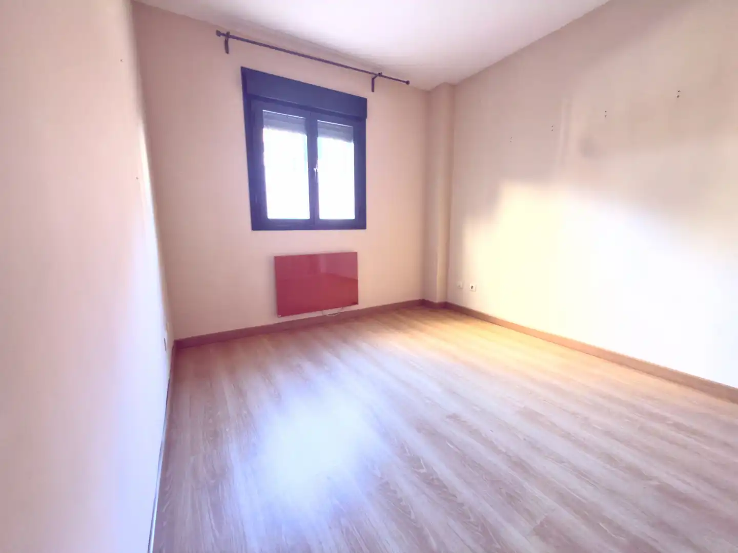 Bedroom of Flat for sale in Casarrubios del Monte  with Heating and Parquet flooring