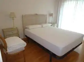 Bedroom of Flat for rent in Gijón   with Heating, Parquet flooring and Furnished