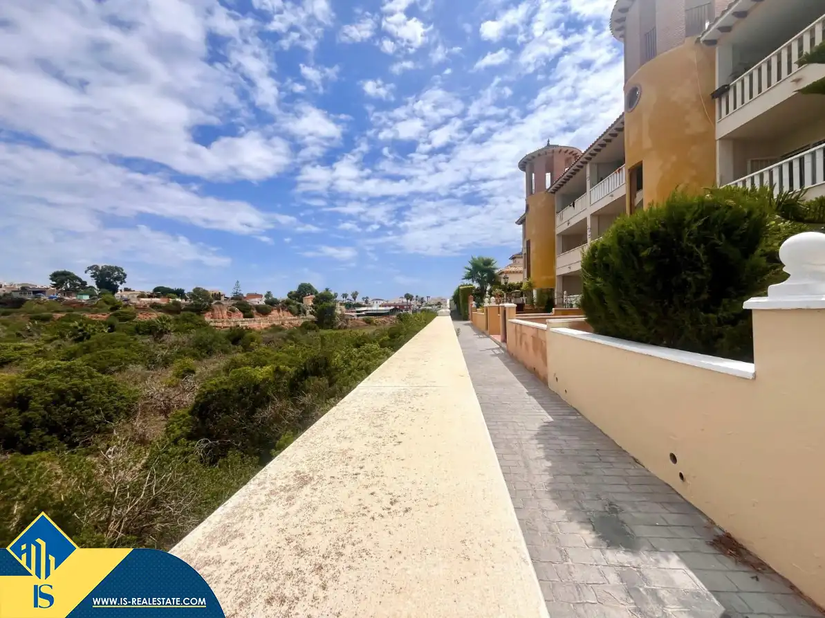 Apartamento con terraza en venta en Orihuela Costa, imagen 18
