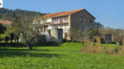 Foto 2 de Casa adosada en venda a Barrio Casuso, Bárcena de Cicero, Cantabria