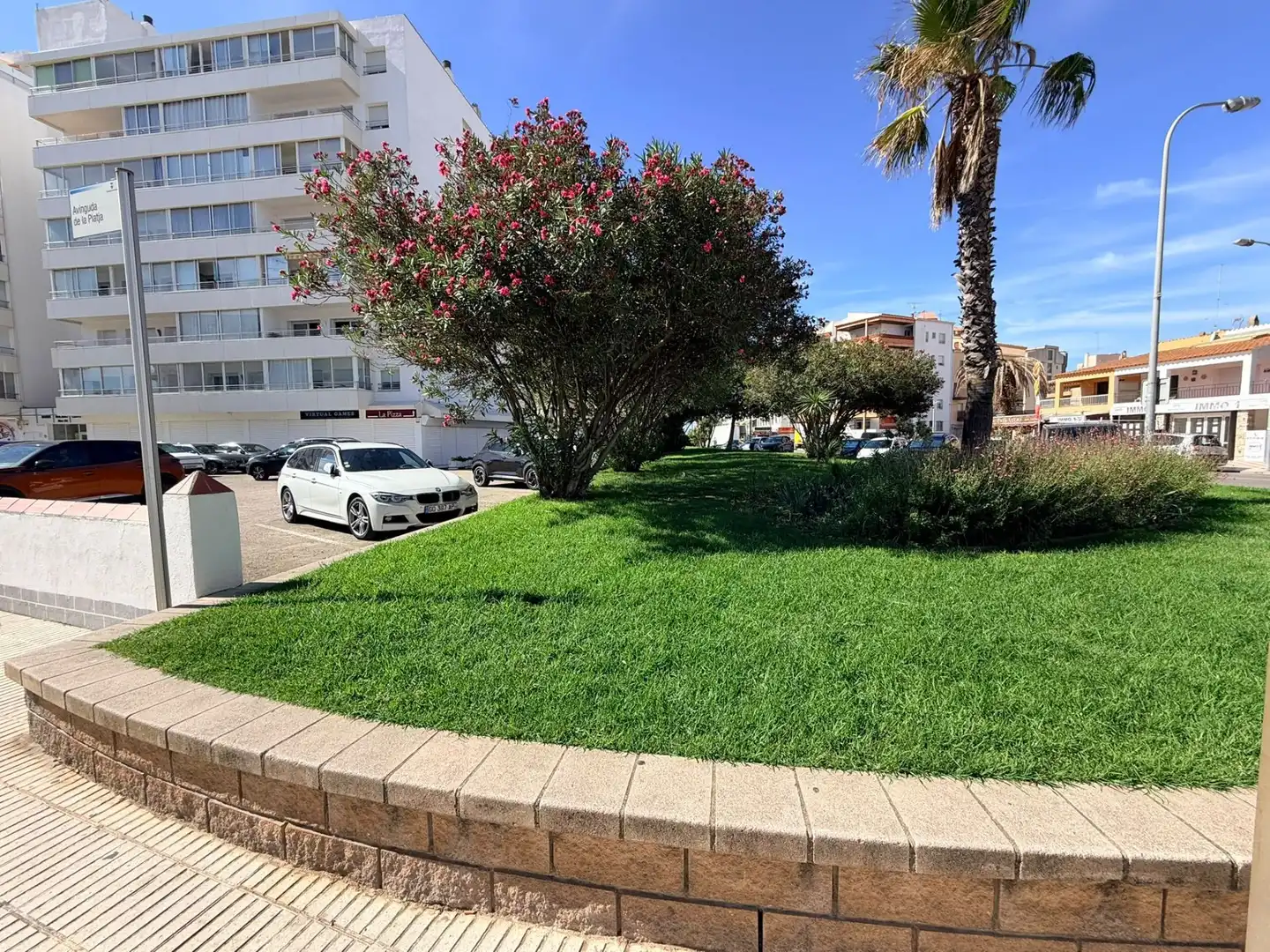 Aparcament de Apartament en venda en Roses amb Aire condicionat, Calefacció i Terrassa
