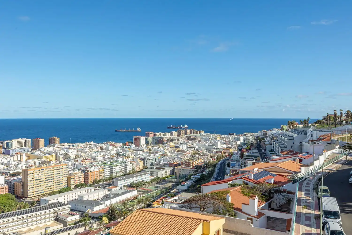 Vista exterior de Piso en venta en Las Palmas de Gran Canaria con Trastero
