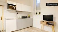 Kitchen of Flat to rent in  Madrid Capital  with Air Conditioner and Balcony