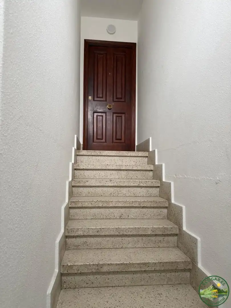 Houses for sale in Trabadelo  with Heating, Private garden and Parquet flooring