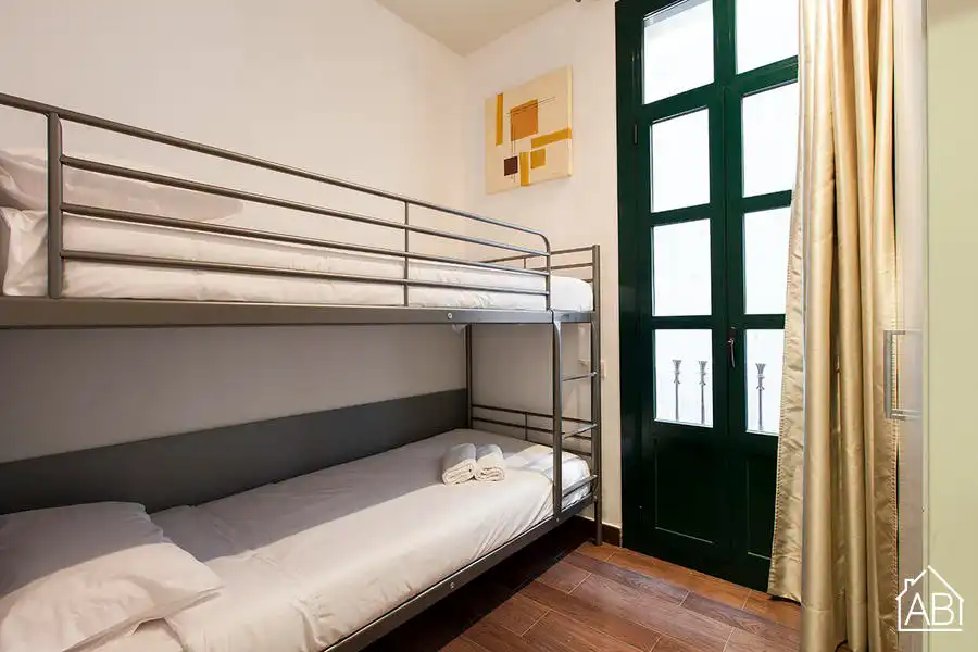 Apartment mit Terrasse zum Verkauf in Carrer de Calders 2, imagen 9