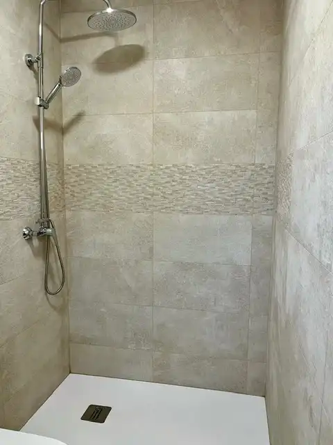 Bany de Apartament en venda en Coslada amb Aire condicionat, Calefacció i Moblat