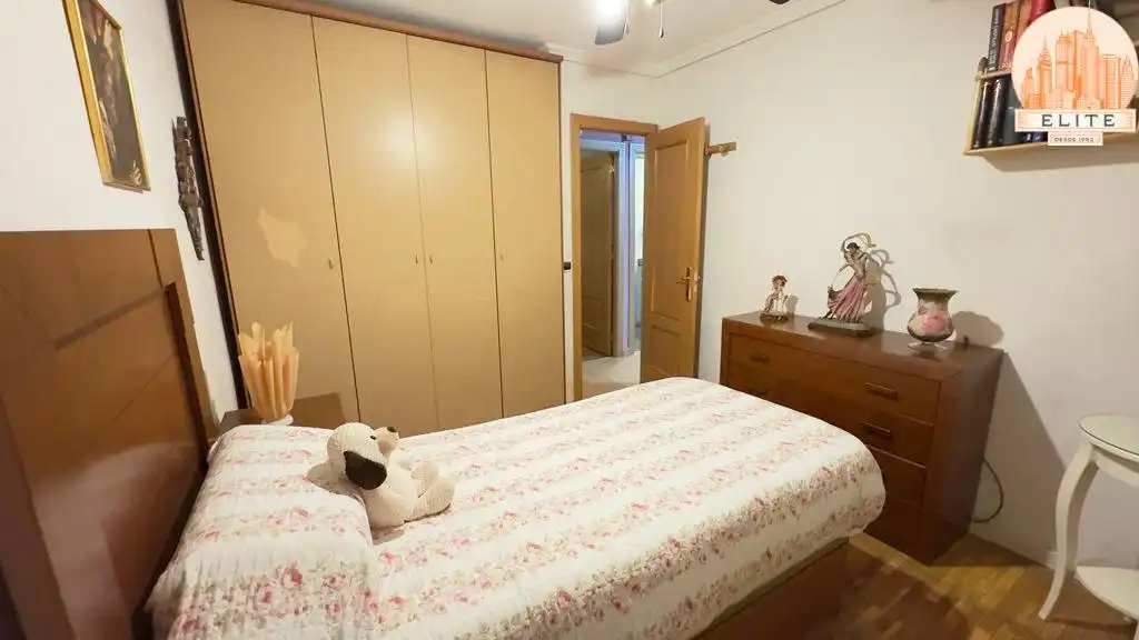 Habitación de Piso en venta en Alcorcón con Aire acondicionado, Calefacción y Parquet