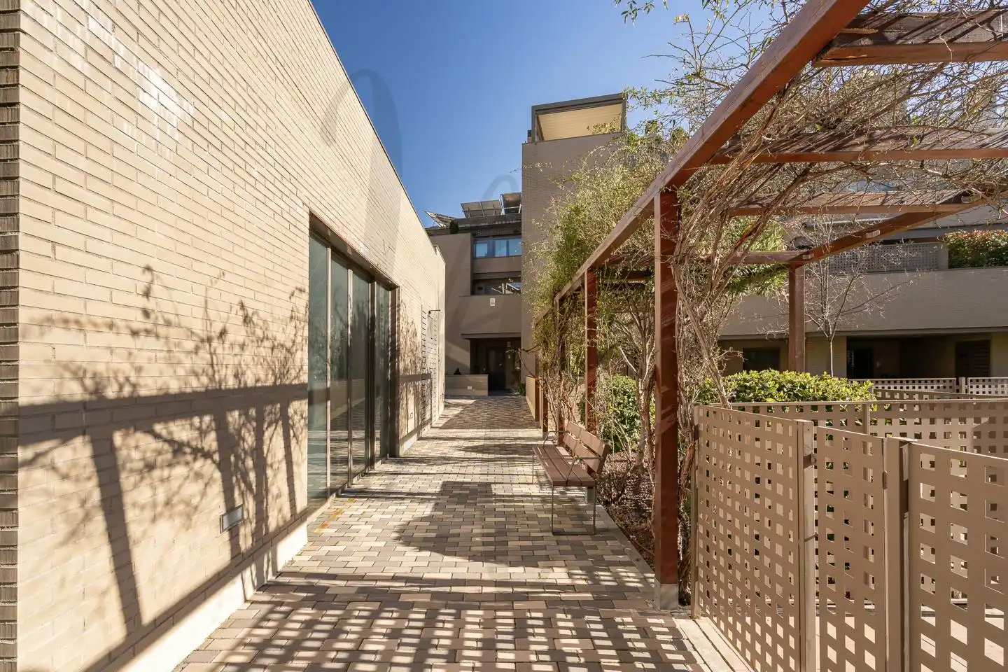 Vista exterior de Ático en venta en San Sebastián de los Reyes con Aire acondicionado, Calefacción y Terraza