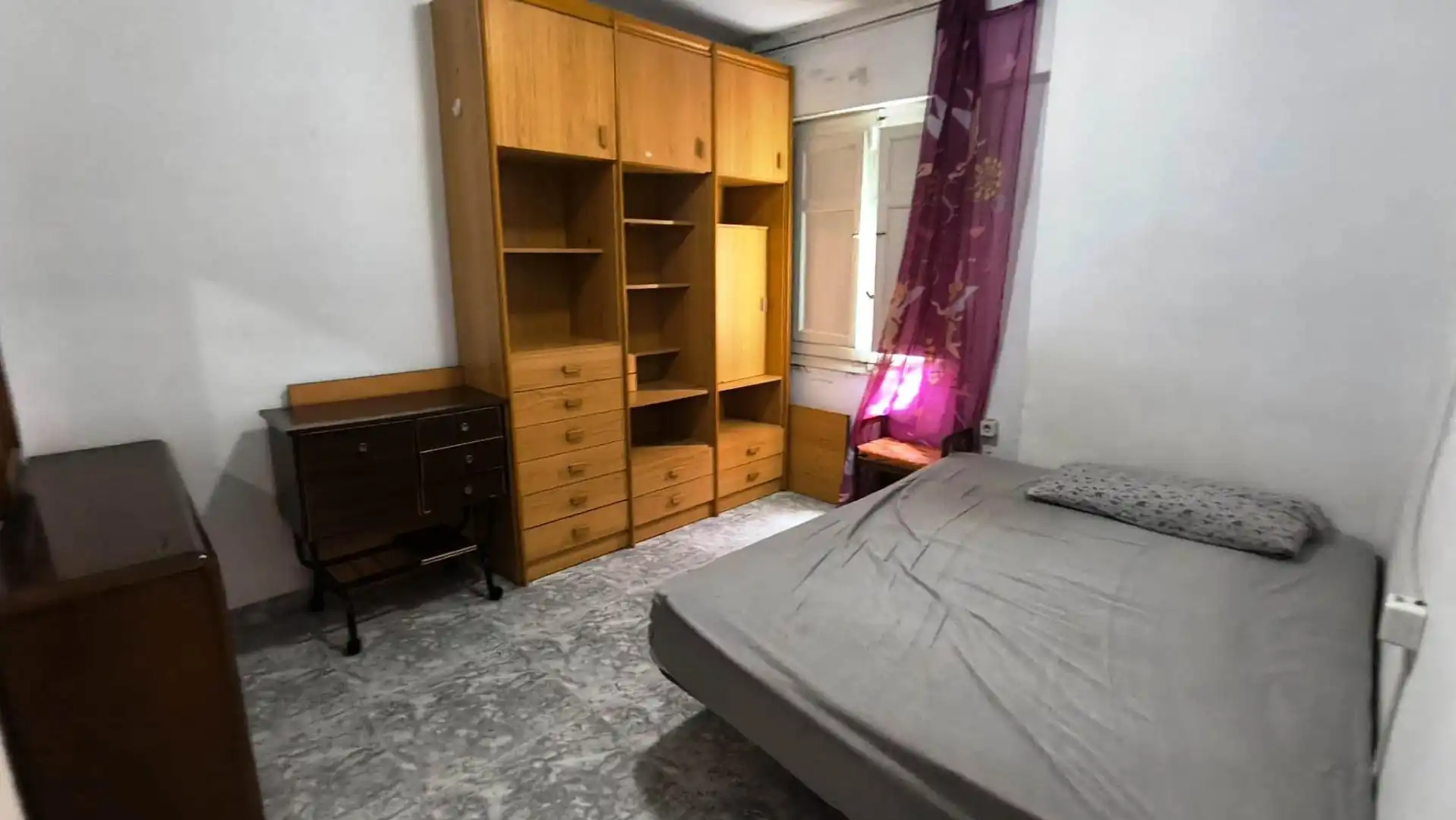 Habitación de Piso en venta en Valencia con Aire acondicionado y Balcón
