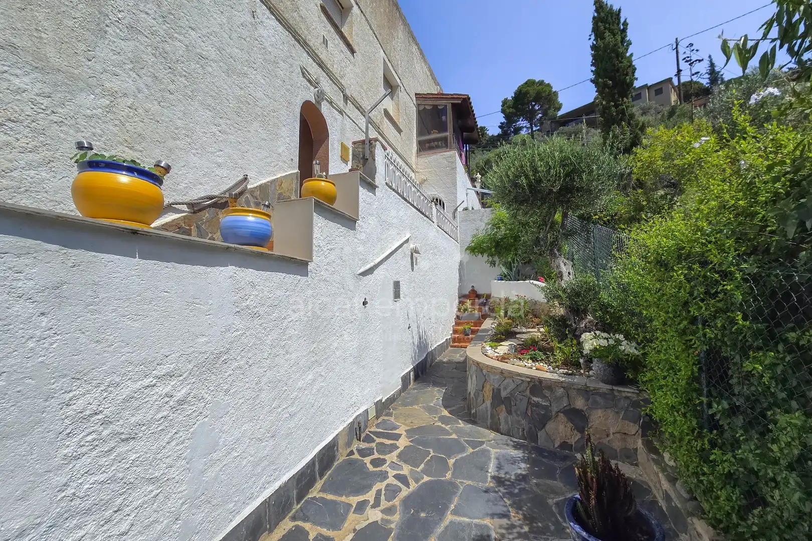 Außenansicht von Wohnung zum Verkauf in Roses mit Privatgarten und Terrasse