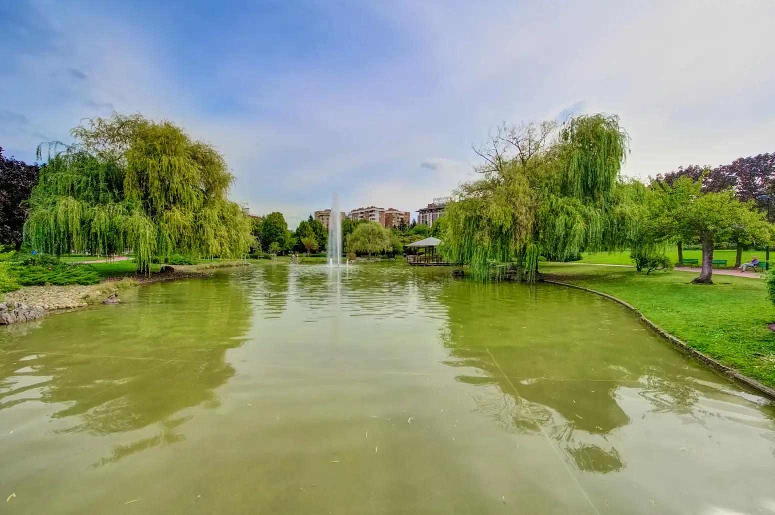 Jardí de Pis en venda en Mendebaldea - Ermitagaña