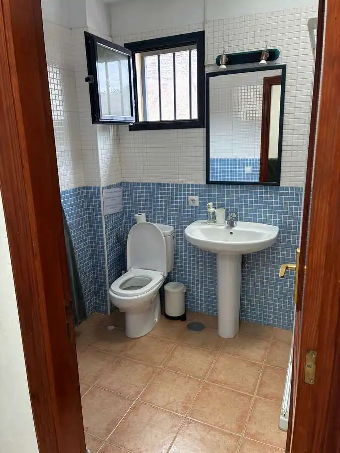 Badezimmer von Maisonette zum Verkauf in Haría mit Terrasse, Abstellraum und Möbliert